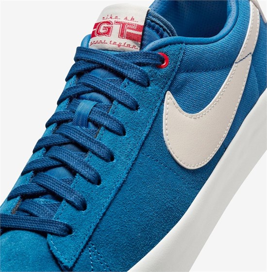 复古风潮下的新星：全新 nike sb zoom blazer low pro g时尚绽放